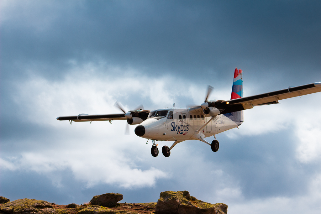 Skybus Plane Landing